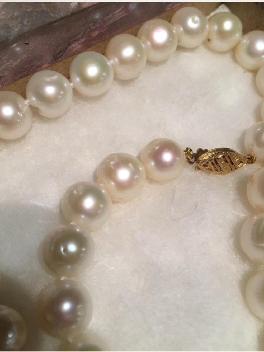 Classic White Pearl Necklace with 10K Gold Clasp